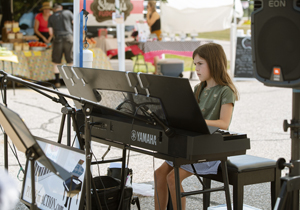 Ada Village Farmers' Market